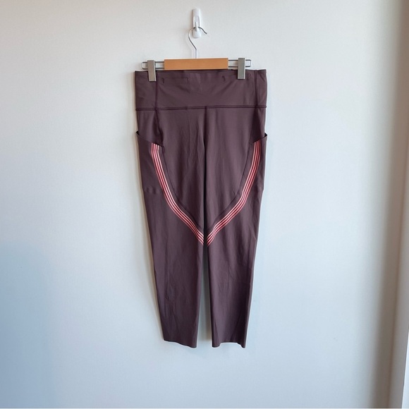 Lululemon Speed Limit Crop 23"
Cherry Cola Size 10 - Picture 5 of 12